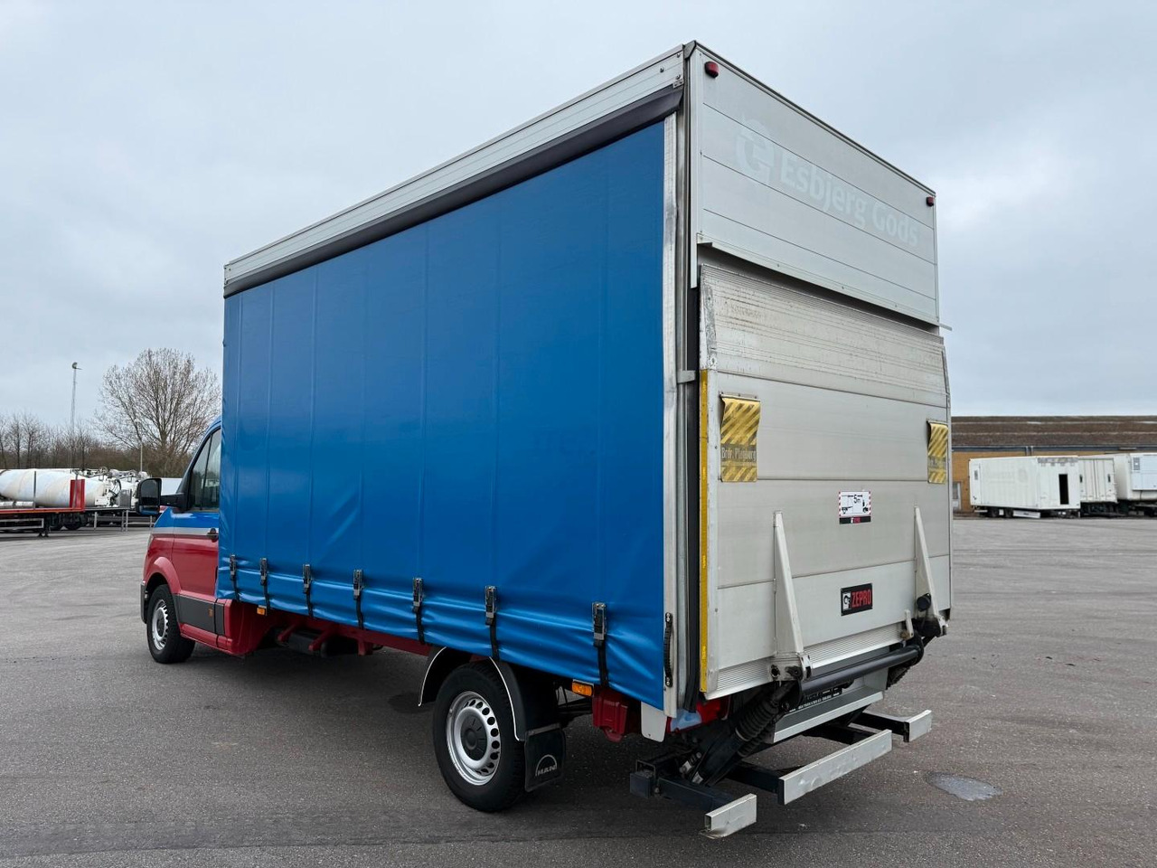 MAN TGE 2.0 TDI 3.180 Plane - Automat - Zepro - AC - Curtain side van: picture 4 MAN TGE 2.0 TDI 3.180 Plane - Automat - Zepro - AC - Curtain side van: picture 4