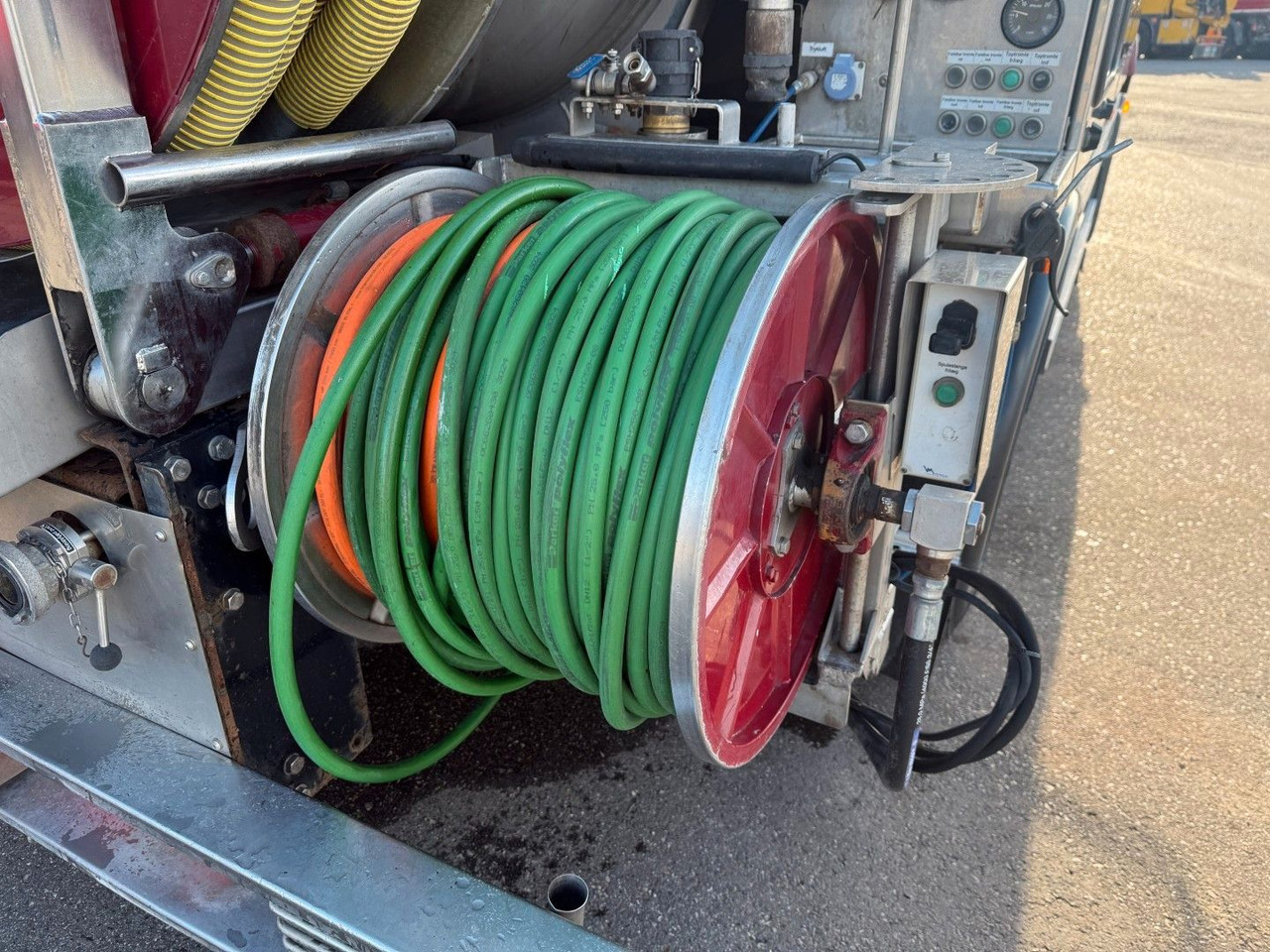 Vacuum truck MAN TGM 14.250 VM-Tarm Stainless Steel 5600 l. Kombi: picture 9