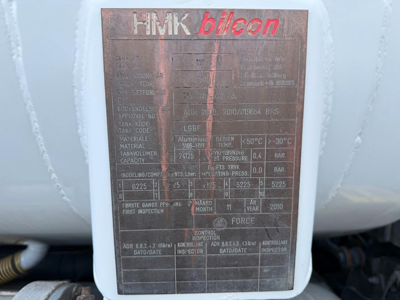 Scania P400 8x2*6 HMK Bilcon 24.000 l. ADR Euro 5 - Tanker truck: picture 5 Scania P400 8x2*6 HMK Bilcon 24.000 l. ADR Euro 5 - Tanker truck: picture 5