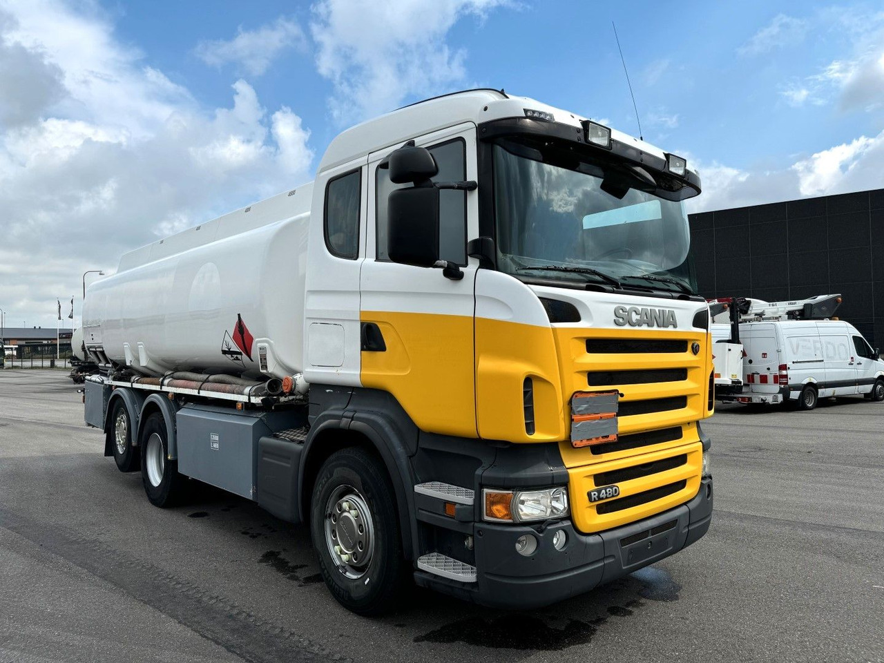 Scania R480 6x2*4 19.000 L ADR Tanktruck - Tanker truck: picture 2 Scania R480 6x2*4 19.000 L ADR Tanktruck - Tanker truck: picture 2