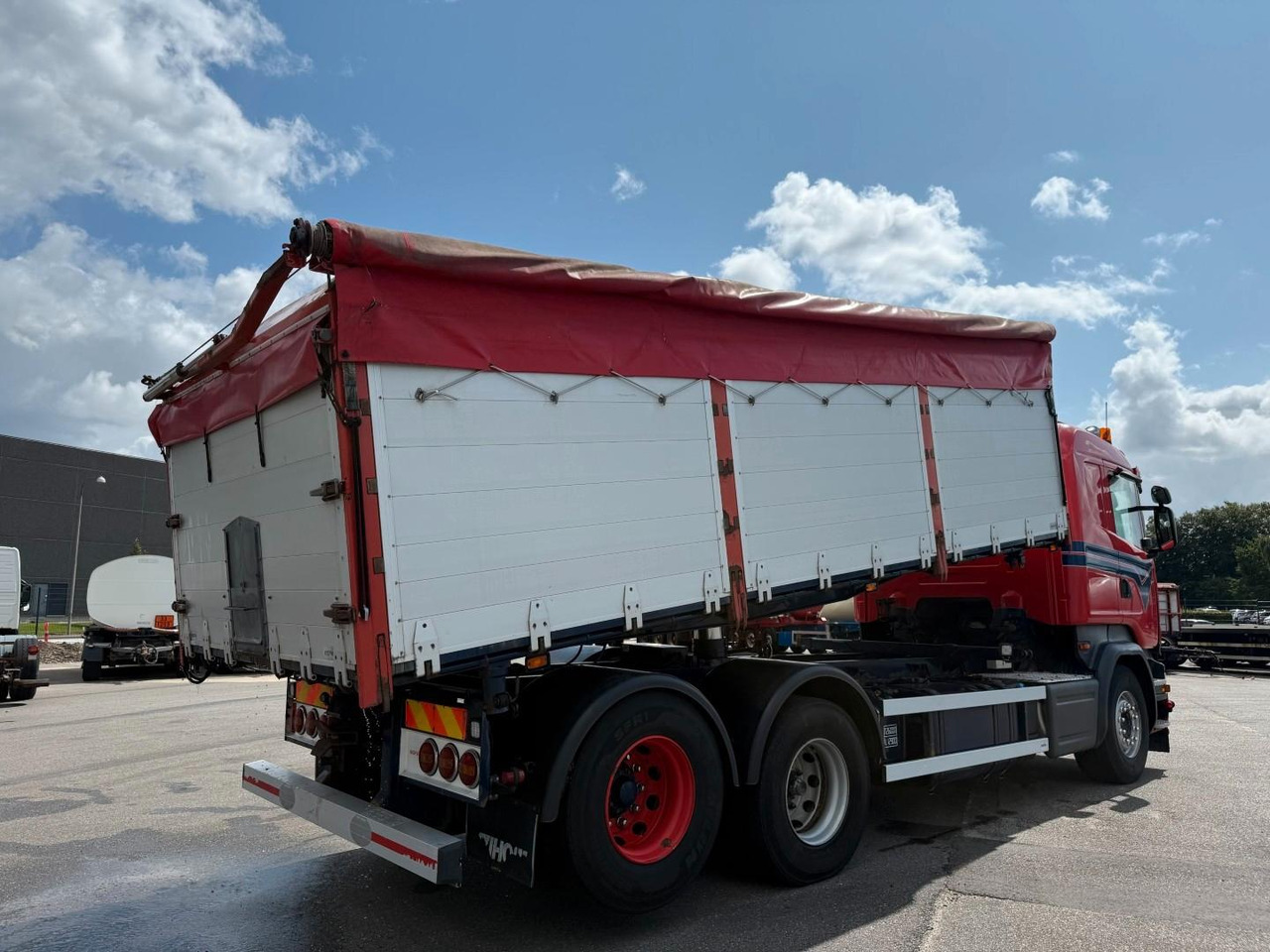 Scania R580 V8 6x2 Highline Euro 6 / Tipper / Kipper - Tipper: picture 3 Scania R580 V8 6x2 Highline Euro 6 / Tipper / Kipper - Tipper: picture 3