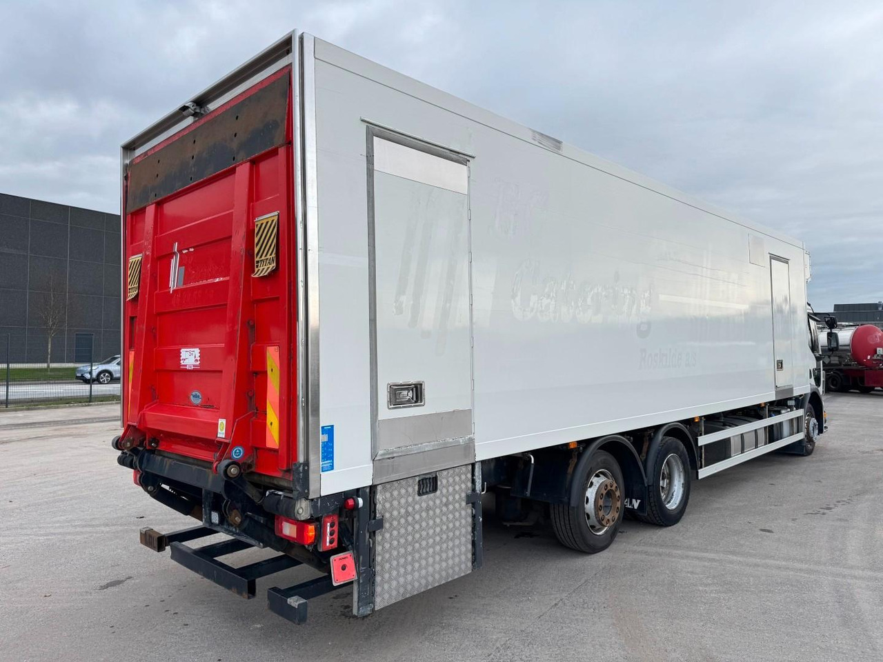 Volvo FE320 6x2*4 Frigoblock FK25SL 9.9 m Frigobox - Refrigerator truck: picture 3 Volvo FE320 6x2*4 Frigoblock FK25SL 9.9 m Frigobox - Refrigerator truck: picture 3
