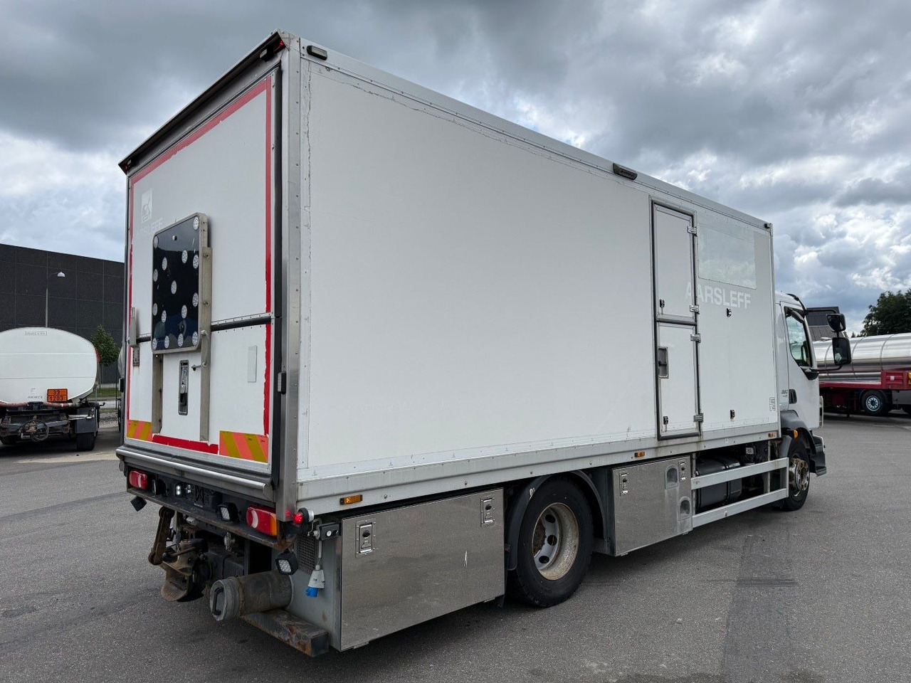 Volvo FL 280 4x2 Euro 5 Workshop Equipment - Box truck: picture 3 Volvo FL 280 4x2 Euro 5 Workshop Equipment - Box truck: picture 3