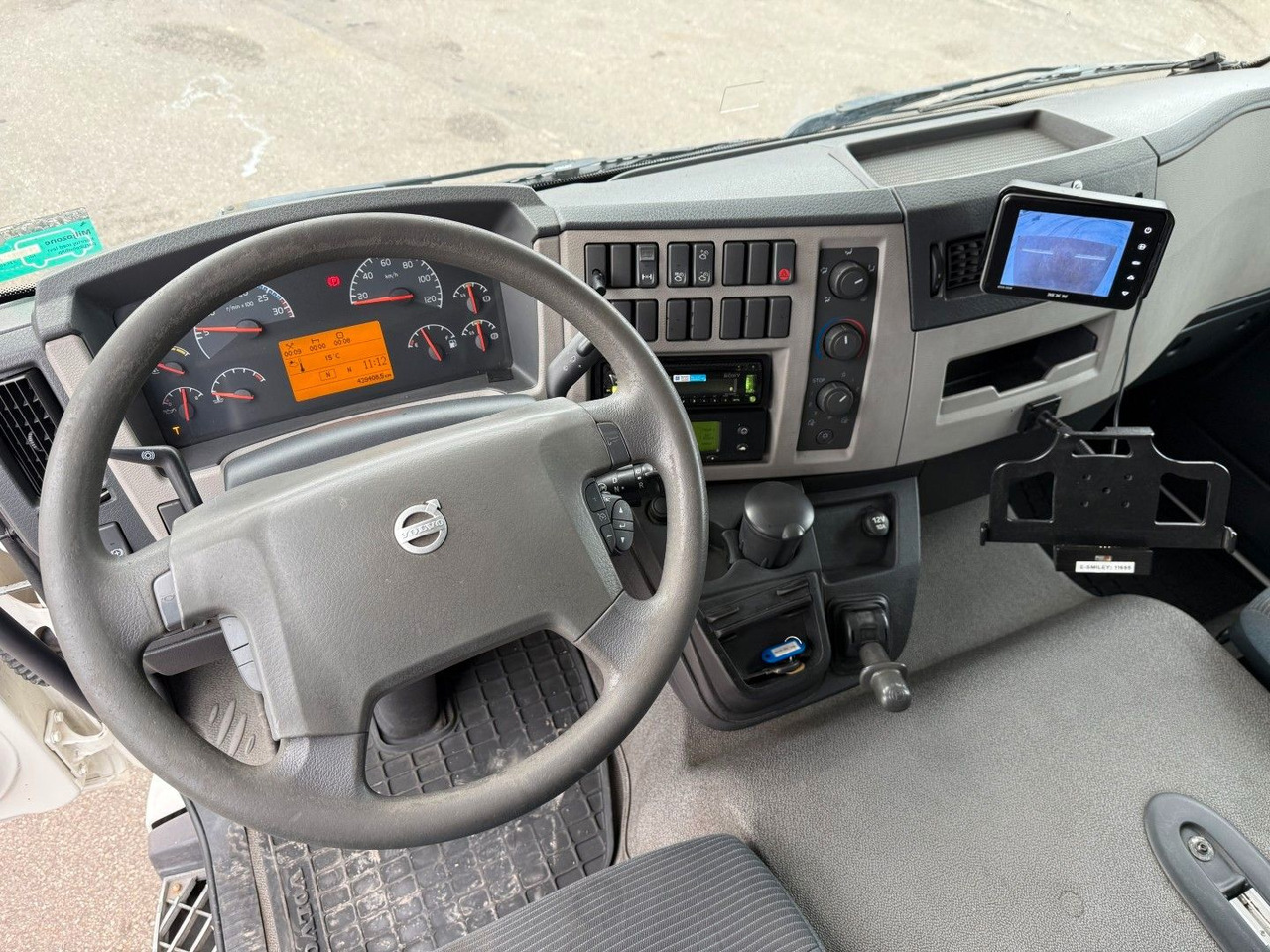 Refrigerator truck Volvo FL290 4x2 Thermo King T1200-R Euro 5: picture 18 Refrigerator truck Volvo FL290 4x2 Thermo King T1200-R Euro 5: picture 18