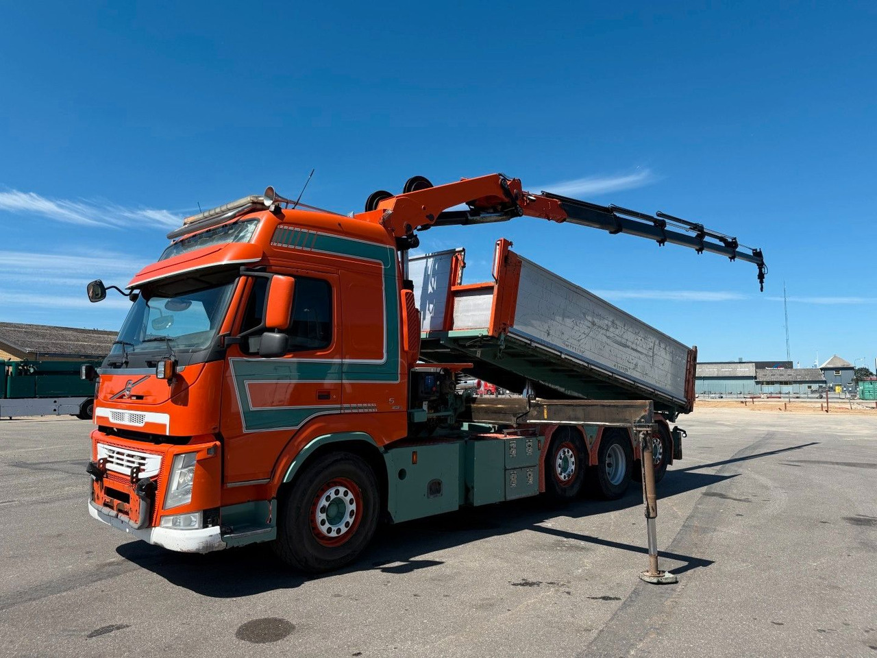 Volvo FM500 8x2*6 Crane HMF 2620 K5 Pendel Tipper - Crane truck: picture 1 Volvo FM500 8x2*6 Crane HMF 2620 K5 Pendel Tipper - Crane truck: picture 1