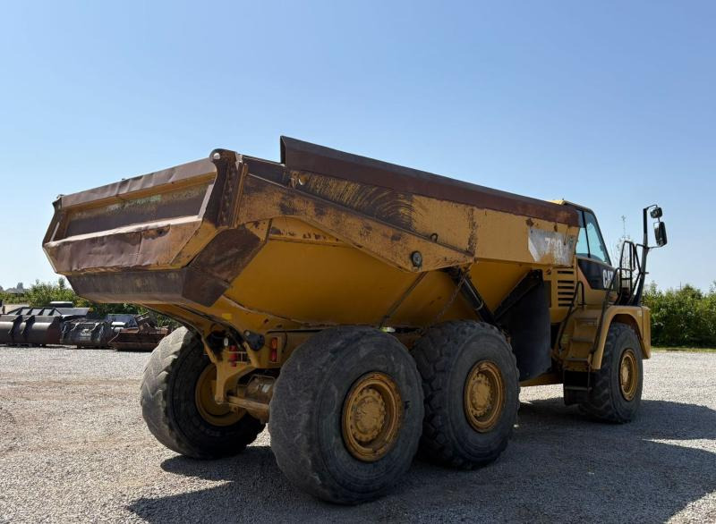 Caterpillar 730 - Articulated dumper: picture 4 Caterpillar 730 - Articulated dumper: picture 4