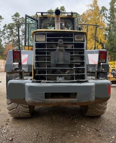 Komatsu WA380-6 - Wheel loader: picture 3 Komatsu WA380-6 - Wheel loader: picture 3