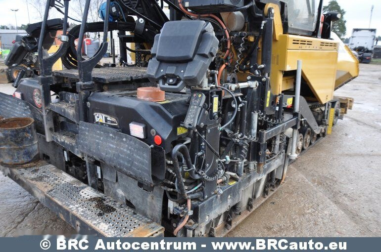 Asphalt paver Caterpillar AP655F !2750h working hours!: picture 10