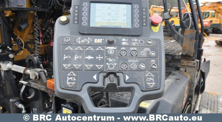 Asphalt paver Caterpillar AP655F !2750h working hours!: picture 13