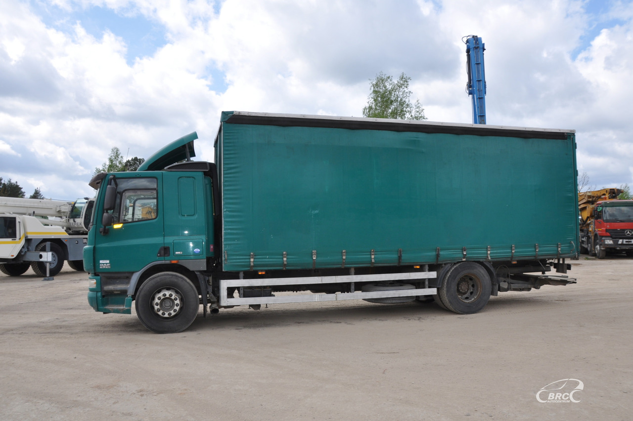 DAF CF 75.310 - Curtain side truck: picture 3 DAF CF 75.310 - Curtain side truck: picture 3