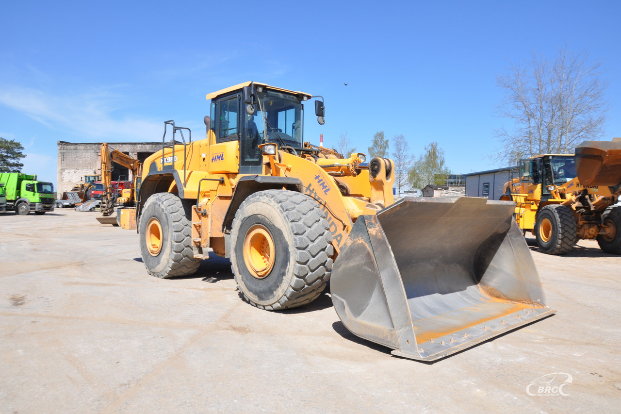 Hyundai HL980 - Wheel loader: picture 2 Hyundai HL980 - Wheel loader: picture 2
