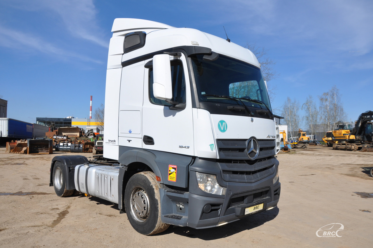 Mercedes-Benz 1843 - Tractor unit: picture 2 Mercedes-Benz 1843 - Tractor unit: picture 2