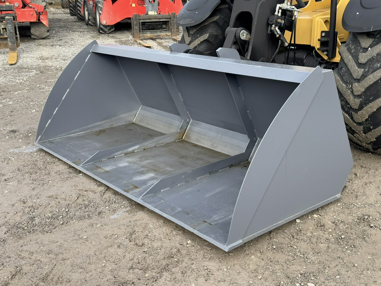 Caterpillar TH337C - Telescopic handler: picture 3 Caterpillar TH337C - Telescopic handler: picture 3