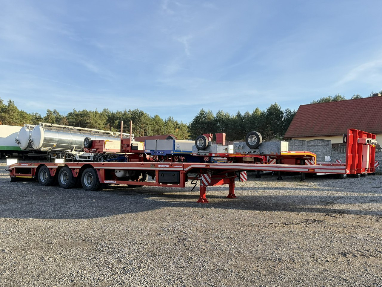 Faymonville Niskopodłogowa Telemega Rozciągana 7m 3-Osiowa Oś skrętna - Low loader semi-trailer: picture 2 Faymonville Niskopodłogowa Telemega Rozciągana 7m 3-Osiowa Oś skrętna - Low loader semi-trailer: picture 2