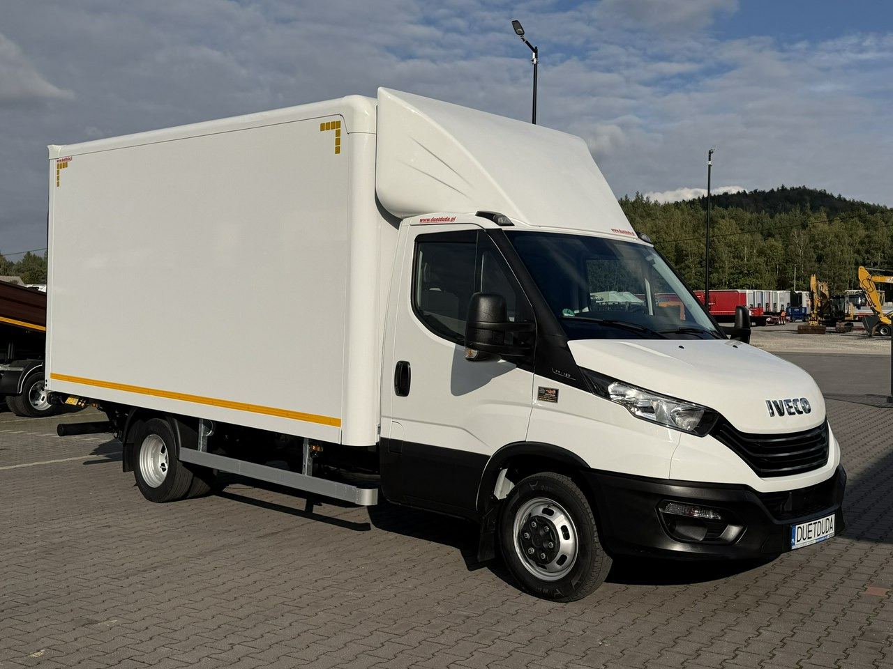 Iveco Daily 35C16 V - Closed box van: picture 2 Iveco Daily 35C16 V - Closed box van: picture 2