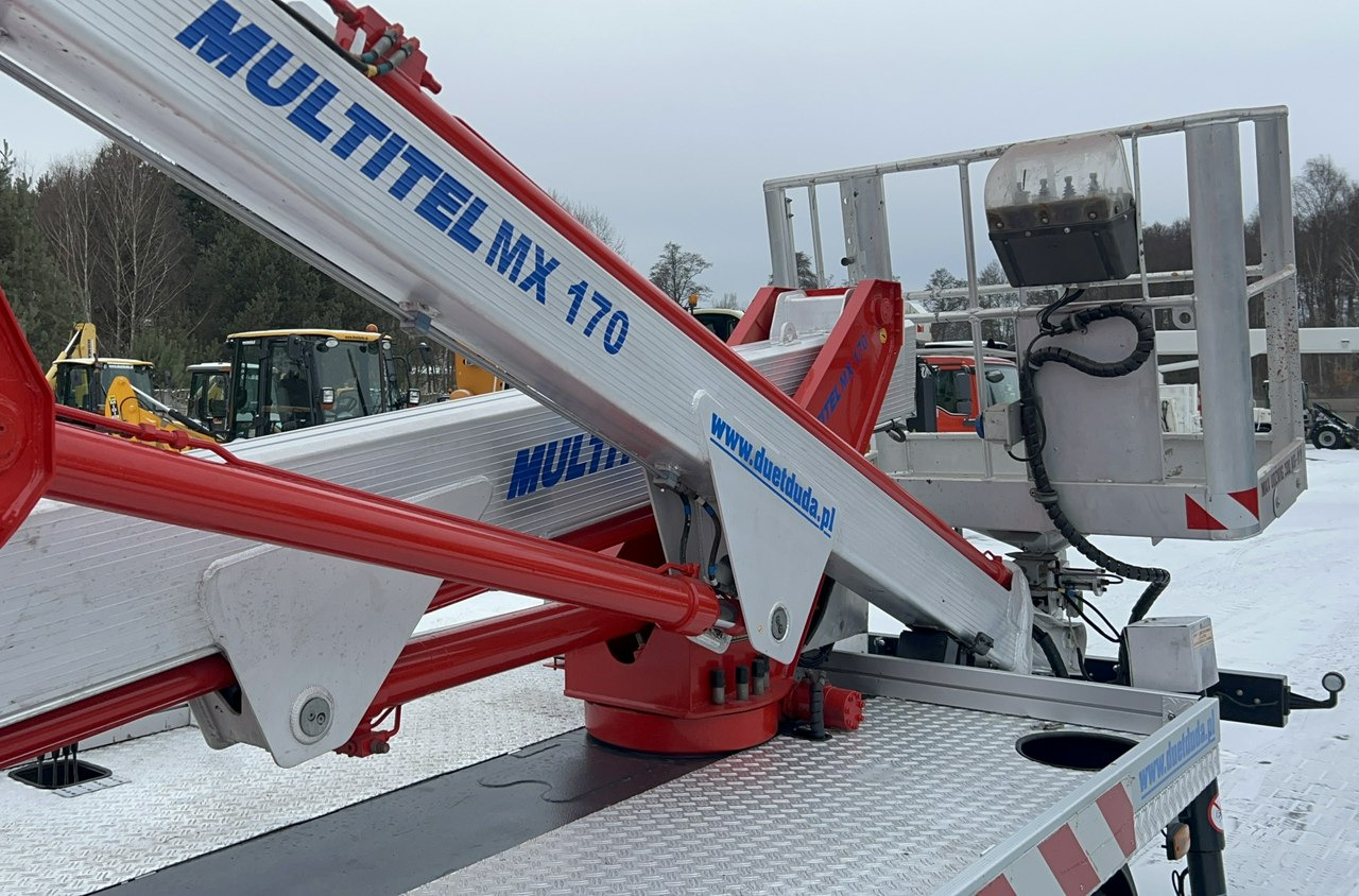 Iveco Daily 35S12 - Truck mounted aerial platform: picture 5 Iveco Daily 35S12 - Truck mounted aerial platform: picture 5