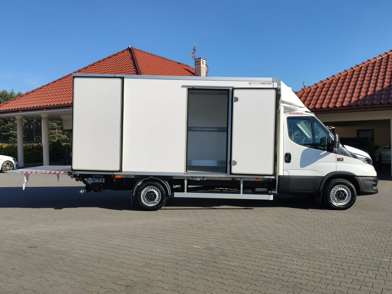 Iveco Daily 35S16 V - Refrigerated delivery van: picture 5 Iveco Daily 35S16 V - Refrigerated delivery van: picture 5