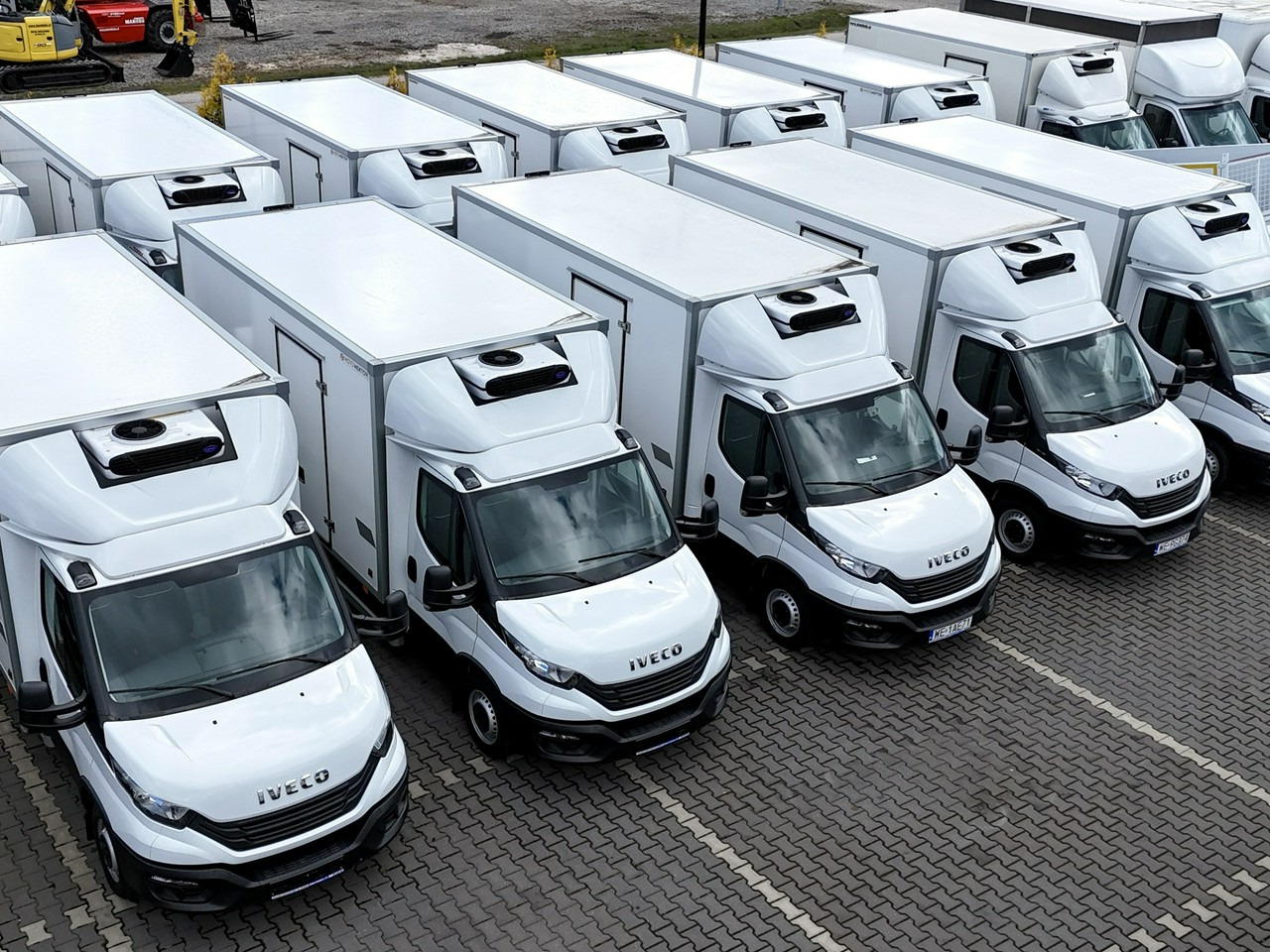 Iveco Daily 35S16 V - Refrigerated delivery van: picture 3 Iveco Daily 35S16 V - Refrigerated delivery van: picture 3