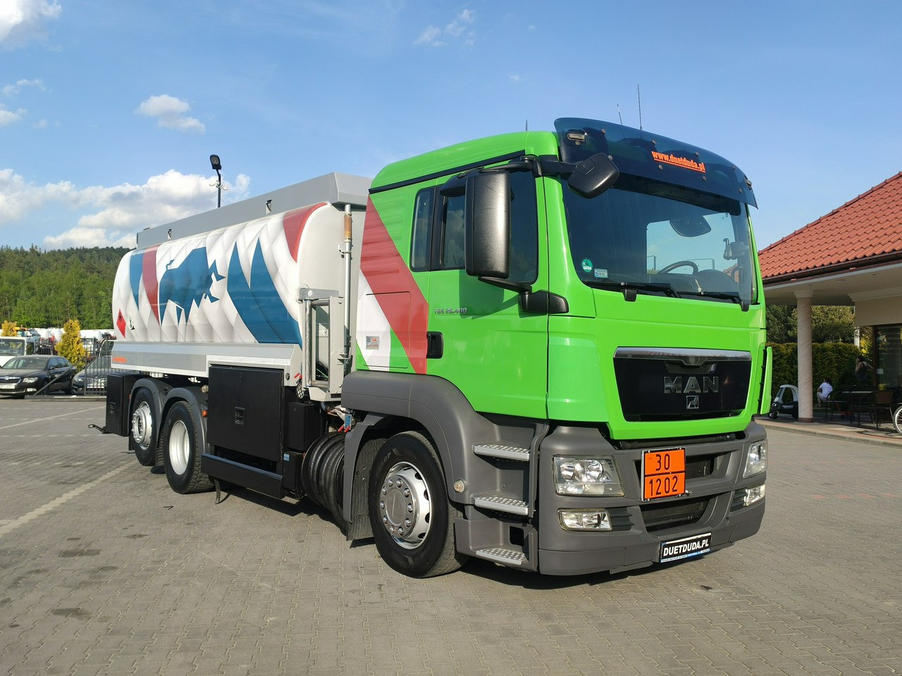 MAN TGA 26.400 Autocysterna z Dystrybucją Ważne TDT - Tanker truck: picture 2 MAN TGA 26.400 Autocysterna z Dystrybucją Ważne TDT - Tanker truck: picture 2