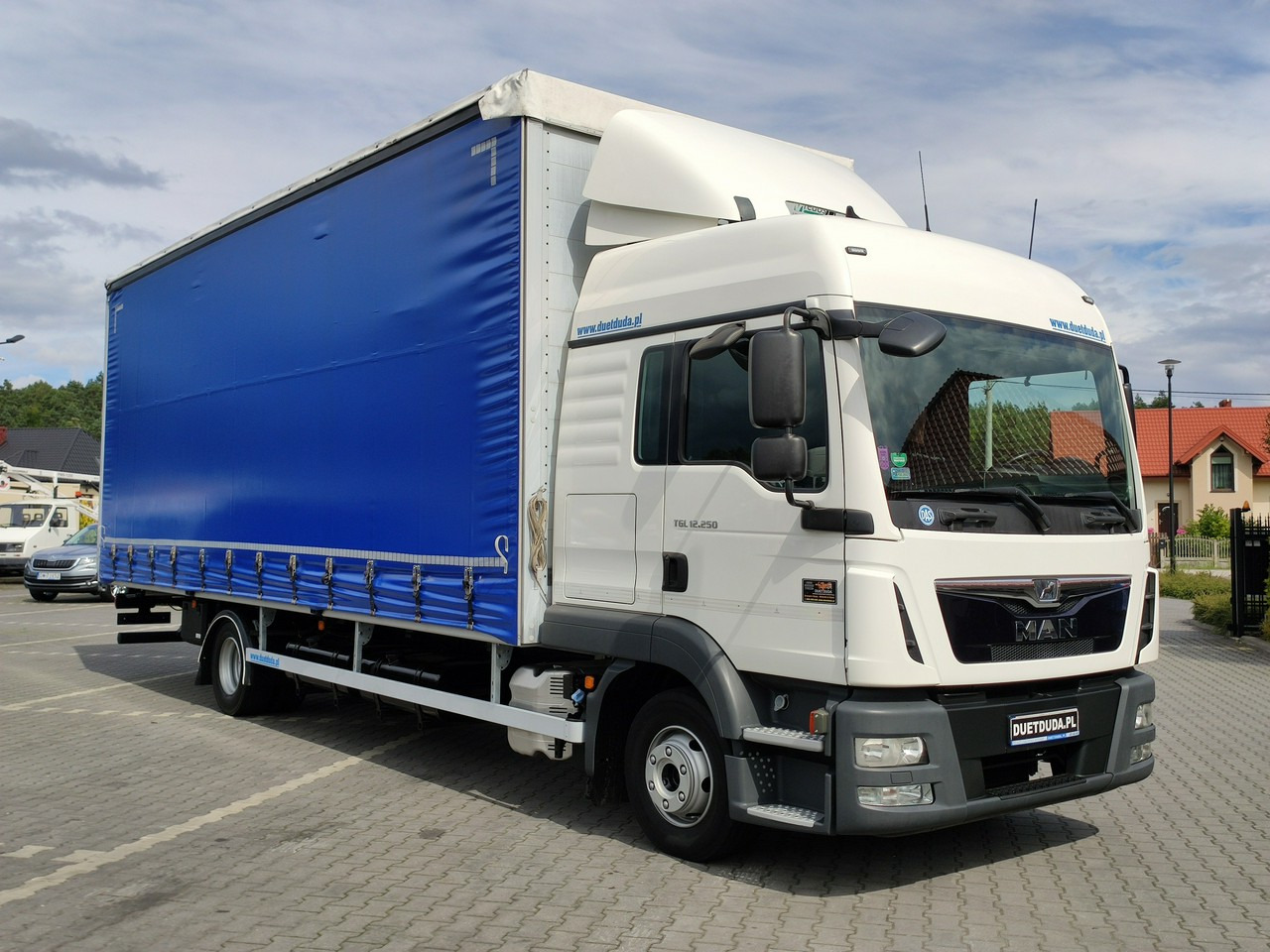MAN TGL12.250 E6 Firana Tył Drzwi Dach Zsuwany Bogato Wyposażony - Curtain side truck: picture 4 MAN TGL12.250 E6 Firana Tył Drzwi Dach Zsuwany Bogato Wyposażony - Curtain side truck: picture 4