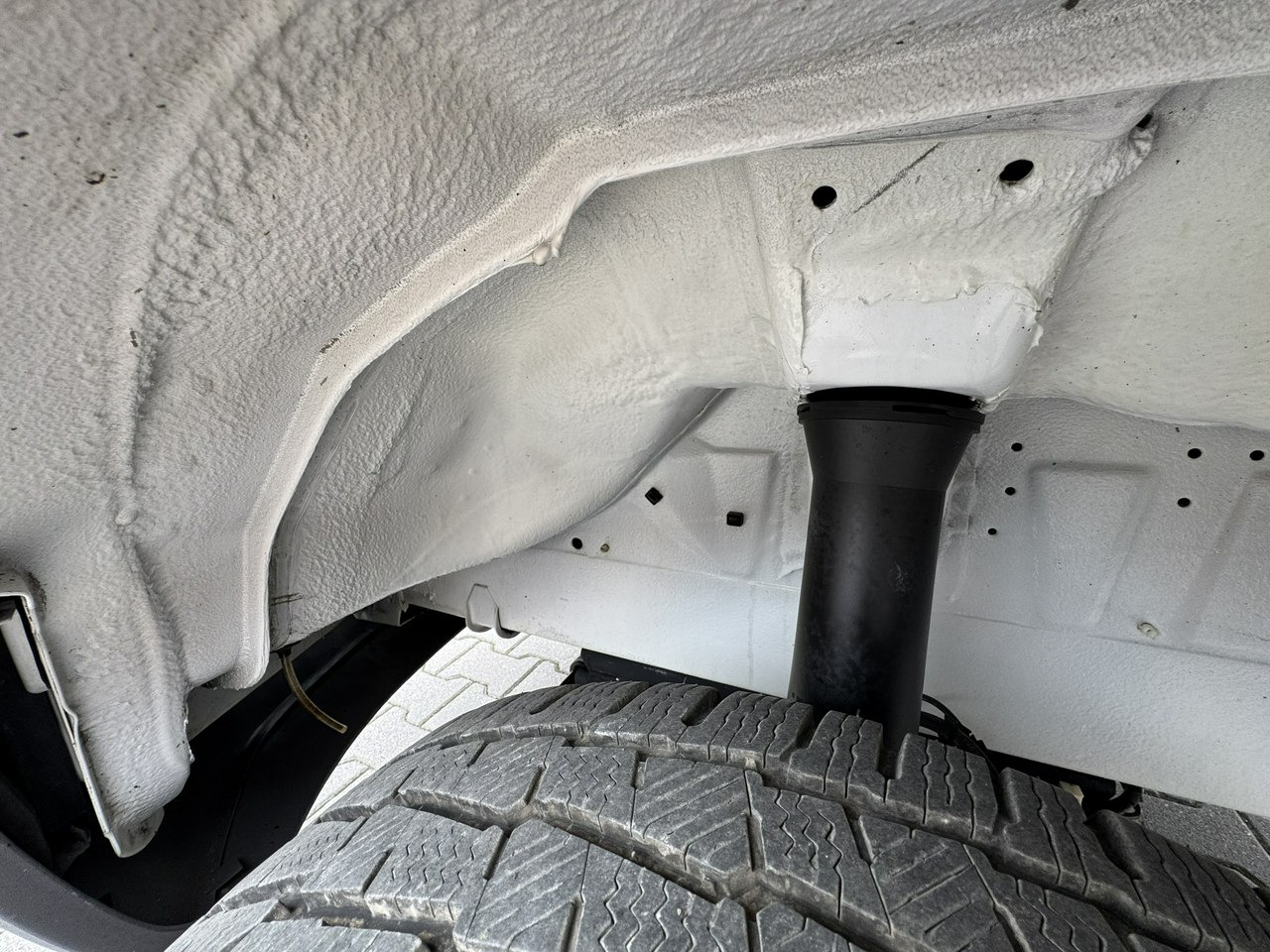 Cab chassis truck Mercedes Sprinter: picture 8