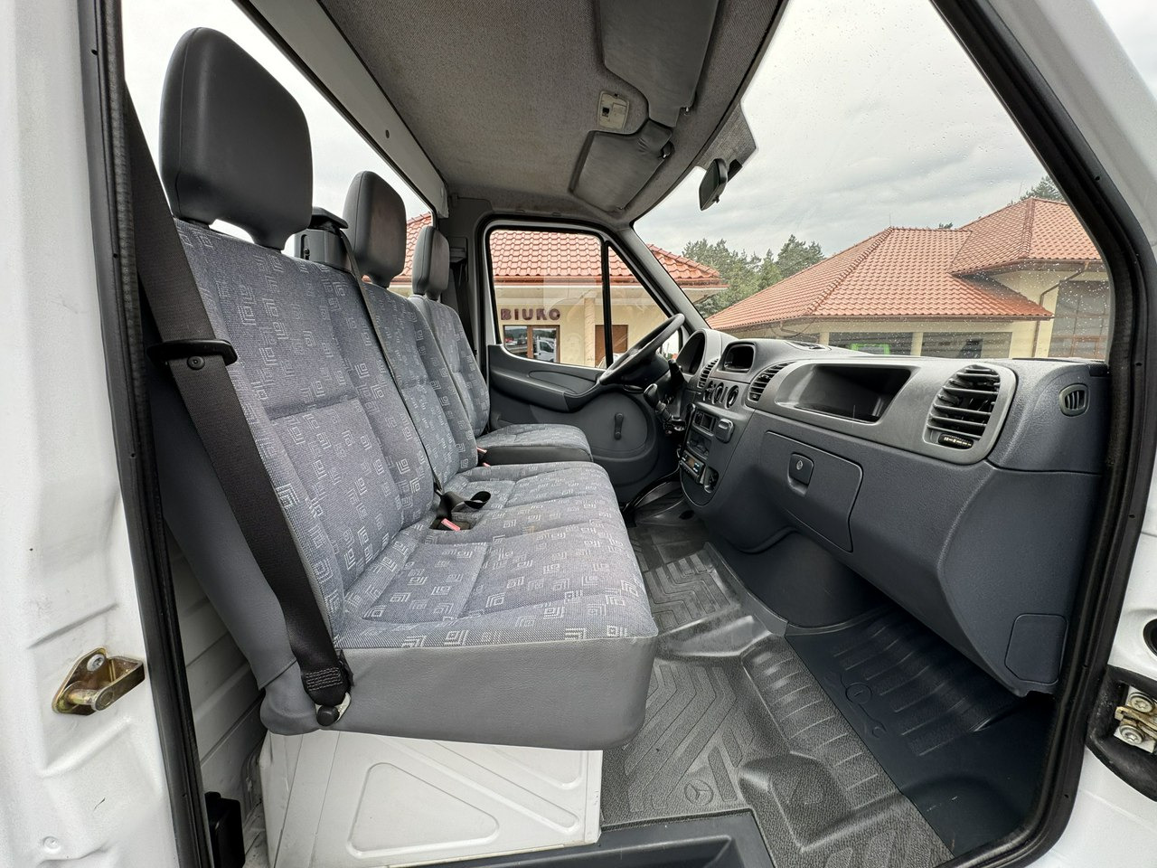 Cab chassis truck Mercedes Sprinter: picture 29