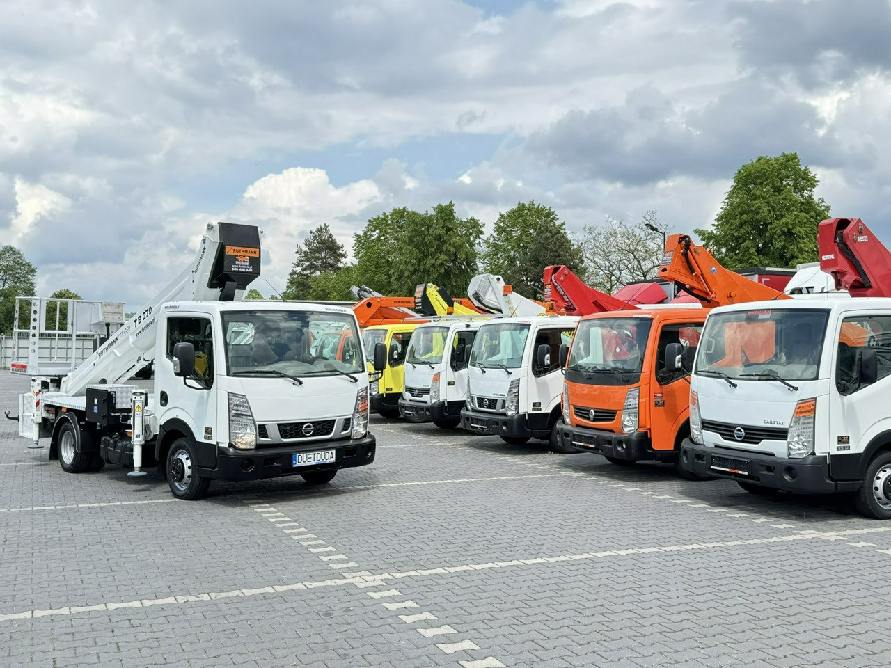 Nissan Cabstar - Truck mounted aerial platform: picture 1 Nissan Cabstar - Truck mounted aerial platform: picture 1