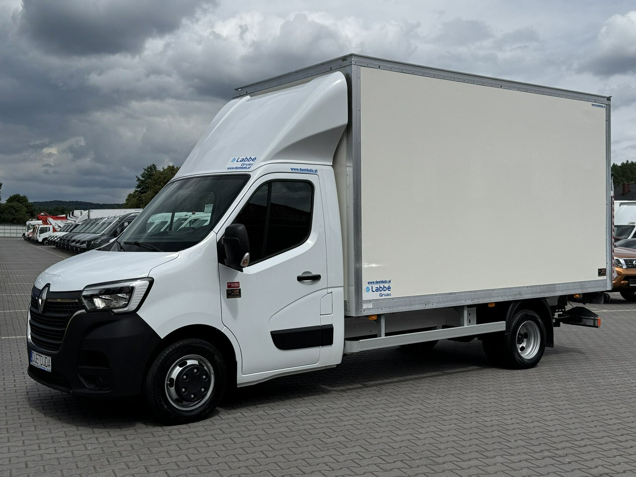 Renault Master - Closed box van: picture 2 Renault Master - Closed box van: picture 2