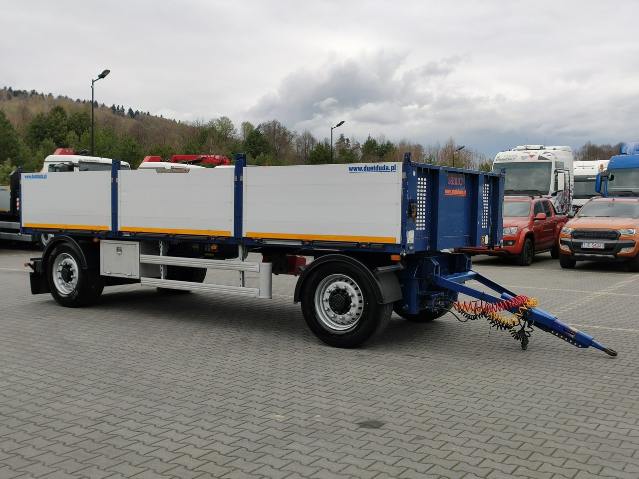 Samro Ciężarowa 2-osiowa na poduszkach - Dropside/ Flatbed trailer: picture 2 Samro Ciężarowa 2-osiowa na poduszkach - Dropside/ Flatbed trailer: picture 2