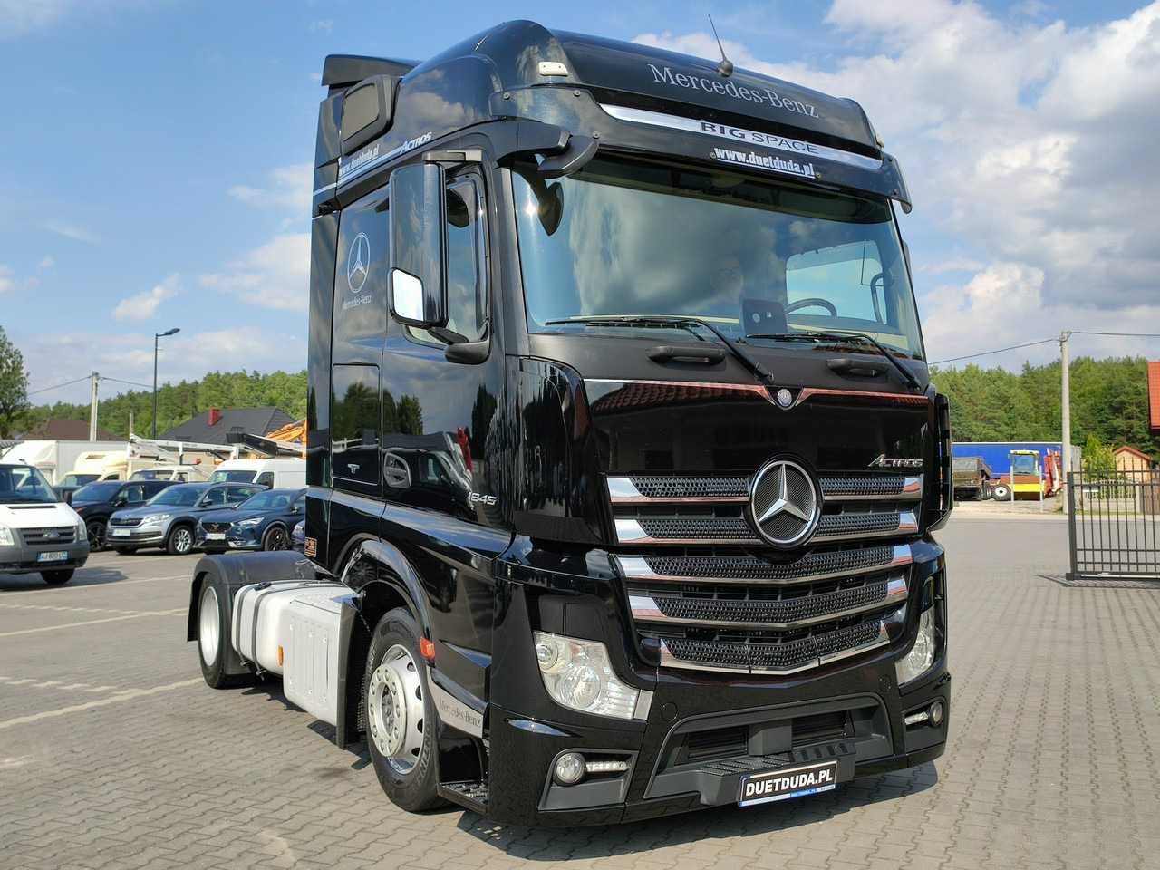 Mercedes ACTROS 1845 Euro 6 Big Space Low Deck Mega !!! - Tractor unit: picture 2 Mercedes ACTROS 1845 Euro 6 Big Space Low Deck Mega !!! - Tractor unit: picture 2