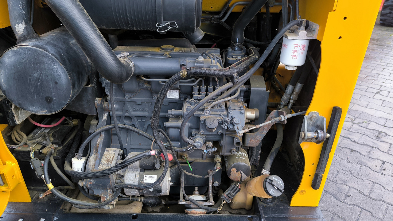 Skid steer loader BOBCAT S450: picture 15