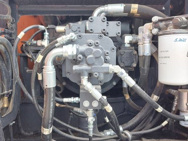 Crawler excavator Doosan DX 235 LC-7: picture 8