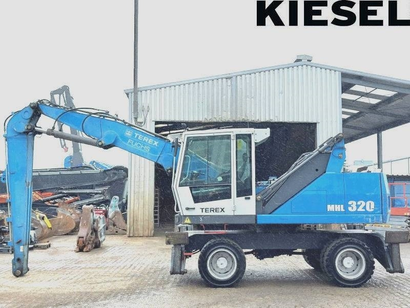 Fuchs MHL 320 D - Waste/ Industry handler: picture 1 Fuchs MHL 320 D - Waste/ Industry handler: picture 1