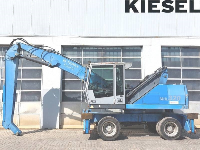 Fuchs MHL 320 D - Waste/ Industry handler: picture 1 Fuchs MHL 320 D - Waste/ Industry handler: picture 1