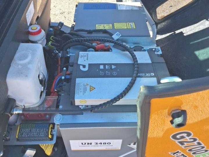 Skid steer loader Giant G 2700 E X-Tra Elektro / electric: picture 7