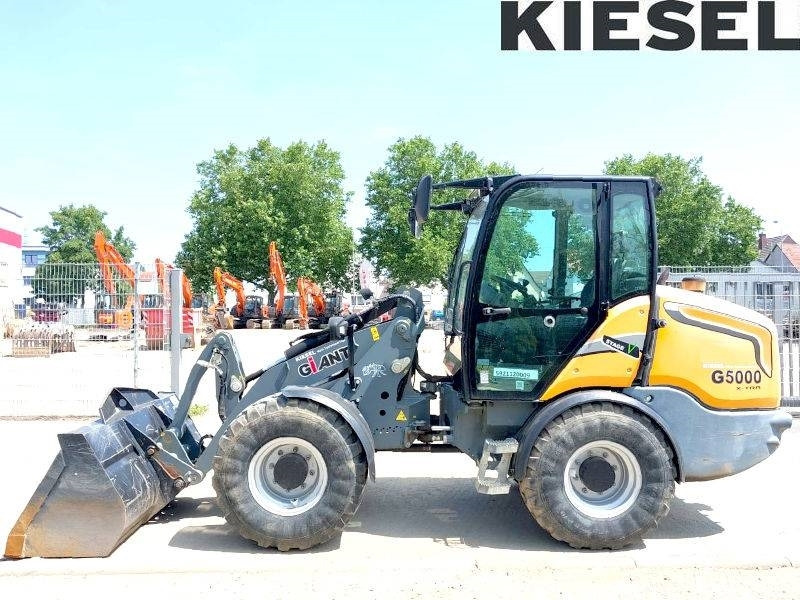 Giant G 5000 X-Tra - Skid steer loader: picture 1 Giant G 5000 X-Tra - Skid steer loader: picture 1