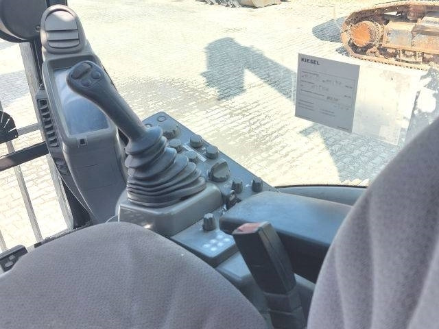 Demolition excavator Hitachi KTEG KMC350-5: picture 14