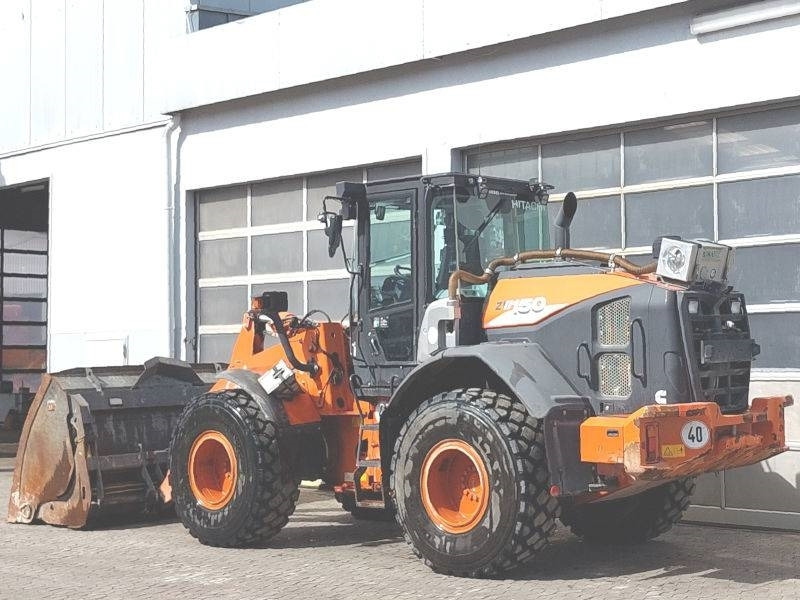Hitachi ZW 150-6 High Lift - Wheel loader: picture 3 Hitachi ZW 150-6 High Lift - Wheel loader: picture 3
