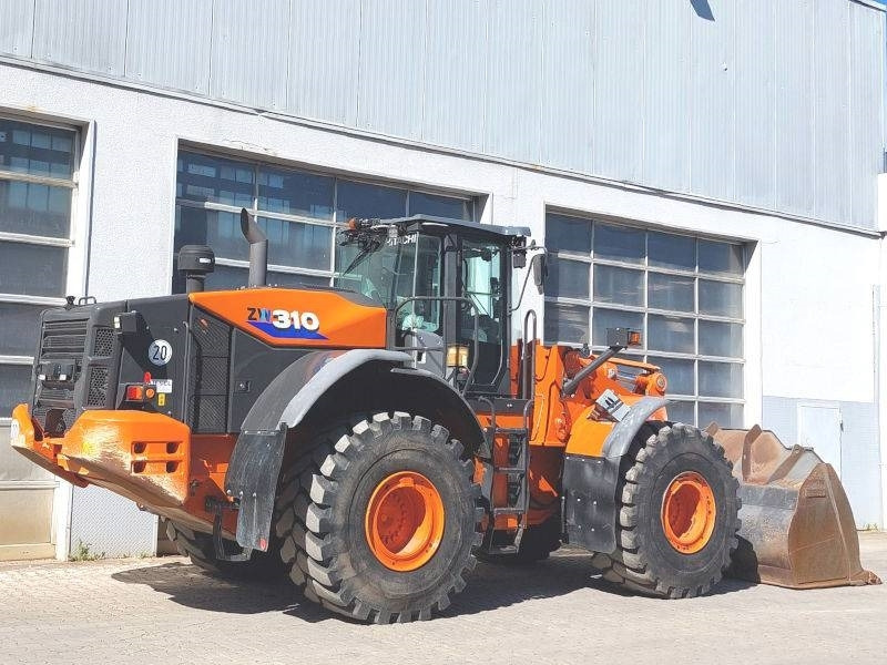 Wheel loader Hitachi ZW 310-6: picture 6