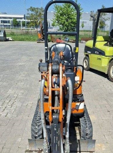 Hitachi ZX 10 U-6 - Mini excavator: picture 2 Hitachi ZX 10 U-6 - Mini excavator: picture 2
