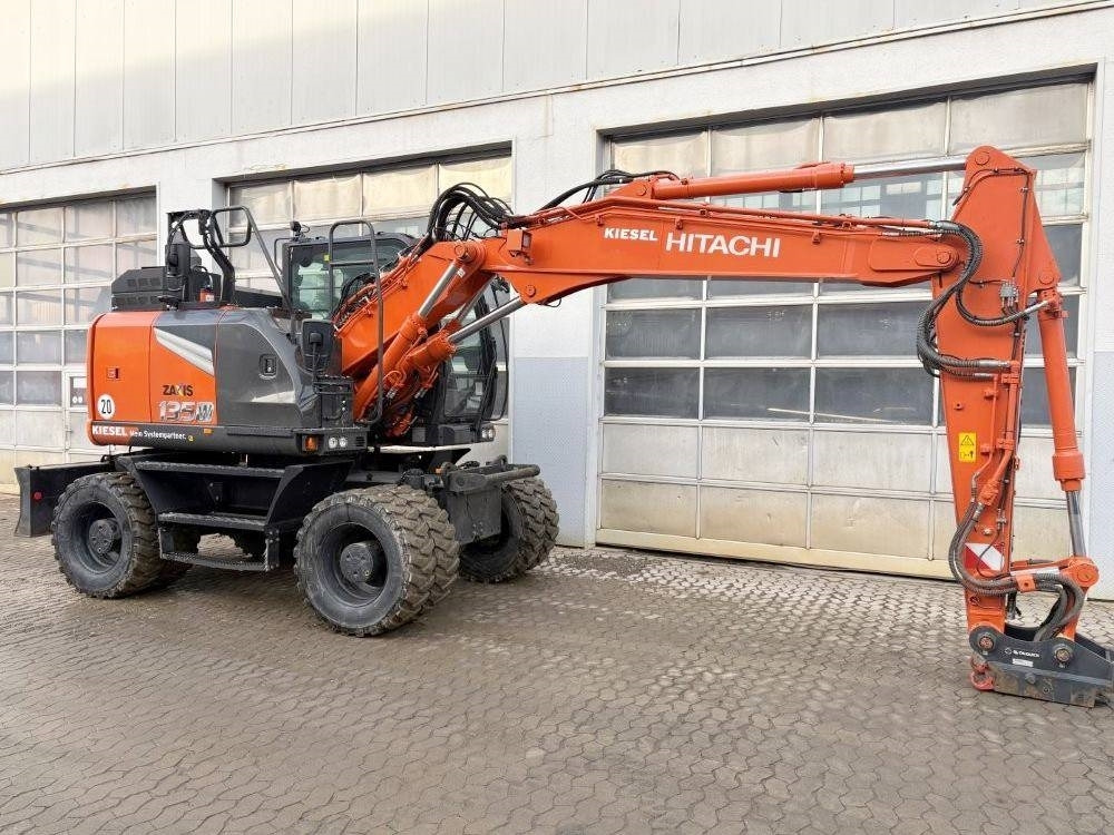 Hitachi ZX 135 W-7 - Wheel excavator: picture 4 Hitachi ZX 135 W-7 - Wheel excavator: picture 4