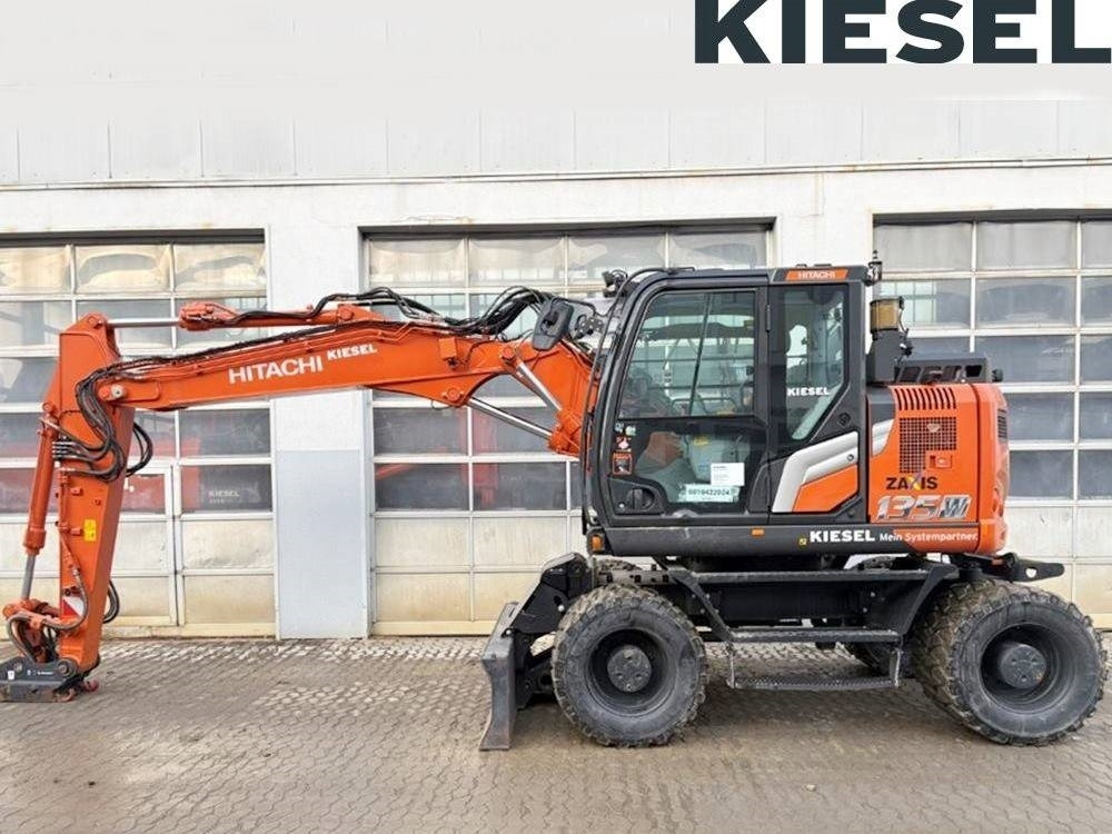 Hitachi ZX 135 W-7 - Wheel excavator: picture 1 Hitachi ZX 135 W-7 - Wheel excavator: picture 1