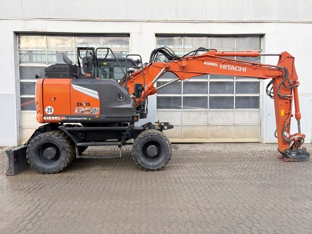 Hitachi ZX 135 W-7 - Wheel excavator: picture 5 Hitachi ZX 135 W-7 - Wheel excavator: picture 5