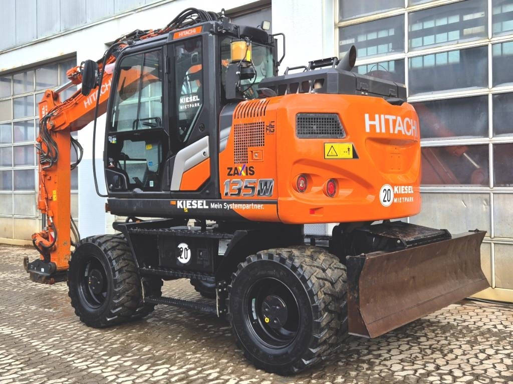Hitachi ZX 135 W-7 - Wheel excavator: picture 3 Hitachi ZX 135 W-7 - Wheel excavator: picture 3