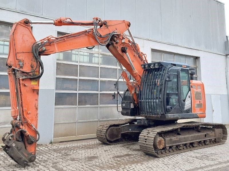 Hitachi ZX 225 US LC-6 - Crawler excavator: picture 2 Hitachi ZX 225 US LC-6 - Crawler excavator: picture 2