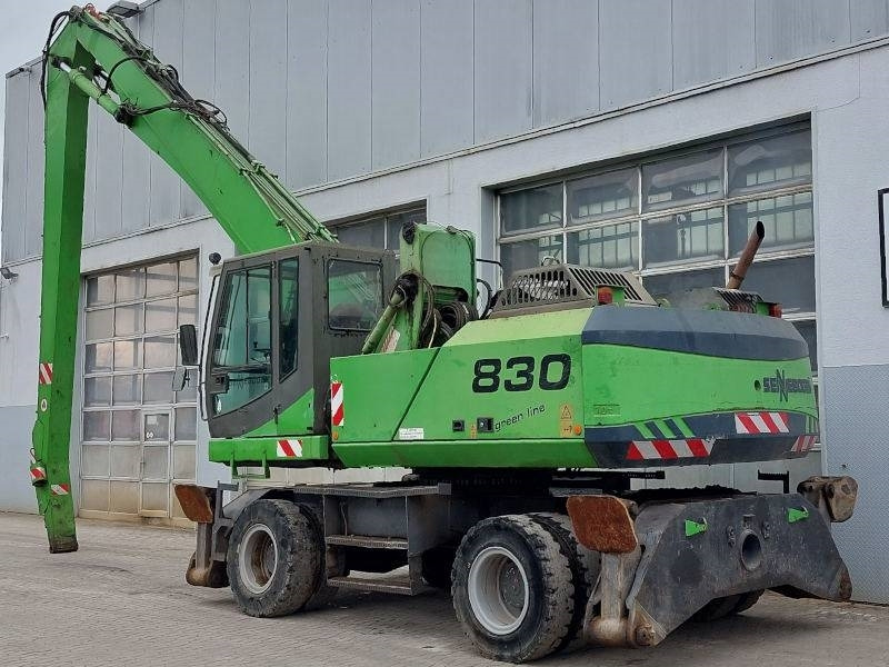 Sennebogen 830  - Waste/ Industry handler: picture 3 Sennebogen 830  - Waste/ Industry handler: picture 3