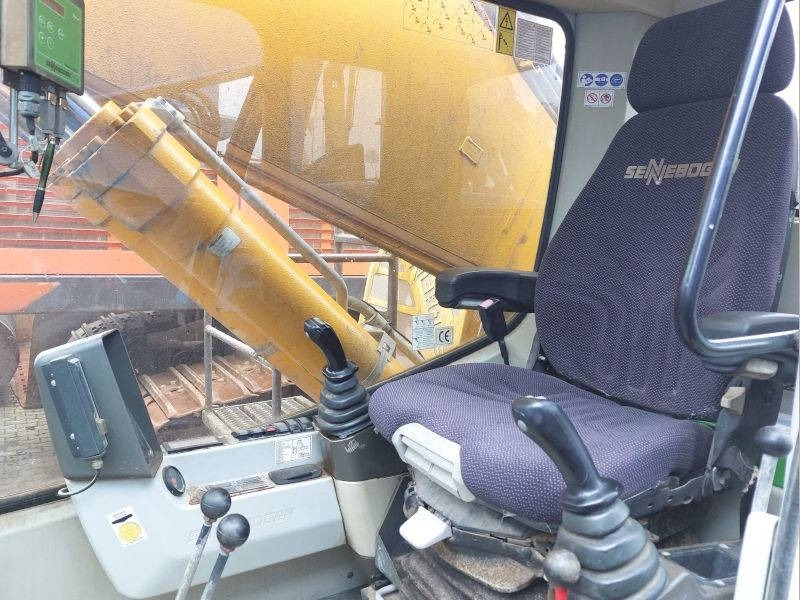 Excavator Sennebogen 830: picture 11