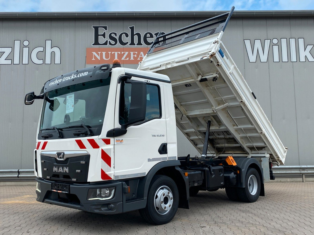 MAN TGL 12.250 | MEILLER*3x Sitze*Navi*2x AHK*Blatt - Tipper: picture 2 MAN TGL 12.250 | MEILLER*3x Sitze*Navi*2x AHK*Blatt - Tipper: picture 2