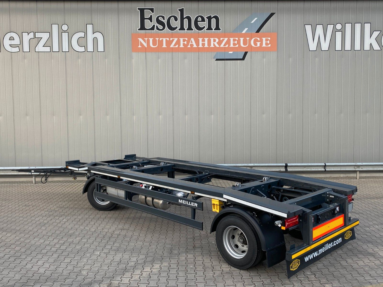 Meiller MG 18 ZO 5,4 NEU*Rückfahrkamera*Werkzeugkasten Meiller MG 18 ZO 5,4 NEU*Werkzeugkasten Abrollcontainer - Roll-off/ Skip trailer: picture 3 Meiller MG 18 ZO 5,4 NEU*Rückfahrkamera*Werkzeugkasten Meiller MG 18 ZO 5,4 NEU*Werkzeugkasten Abrollcontainer - Roll-off/ Skip trailer: picture 3