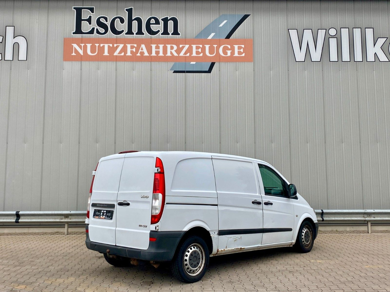 Mercedes-Benz 111 CDI Vito Kompakt Kastenwagen Seitentür - Small van: picture 5 Mercedes-Benz 111 CDI Vito Kompakt Kastenwagen Seitentür - Small van: picture 5